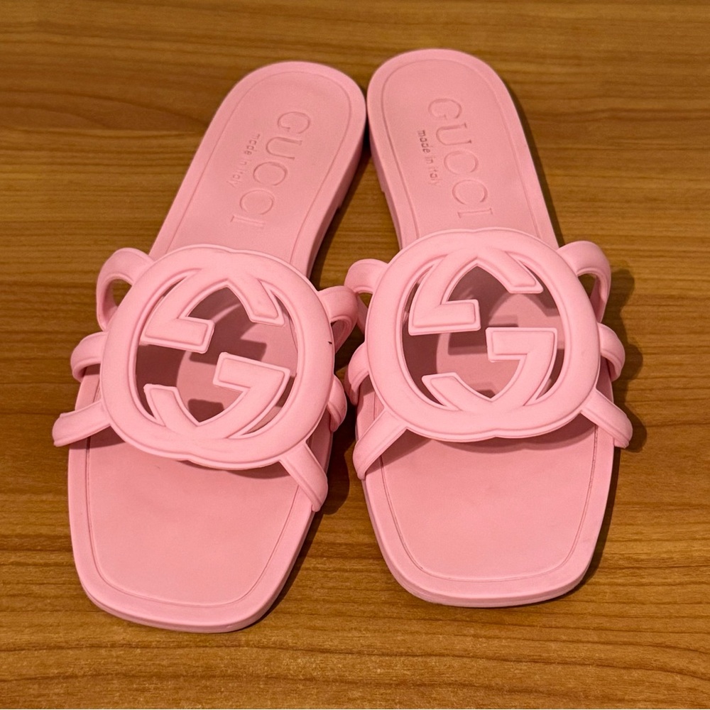 Gucci Palma GG Rubber Slide Sandals Pink Size 40